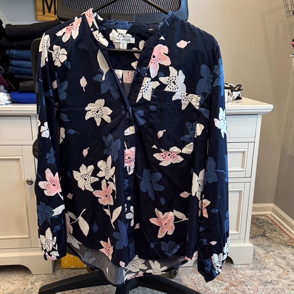 Casual Floral Navy Blouse